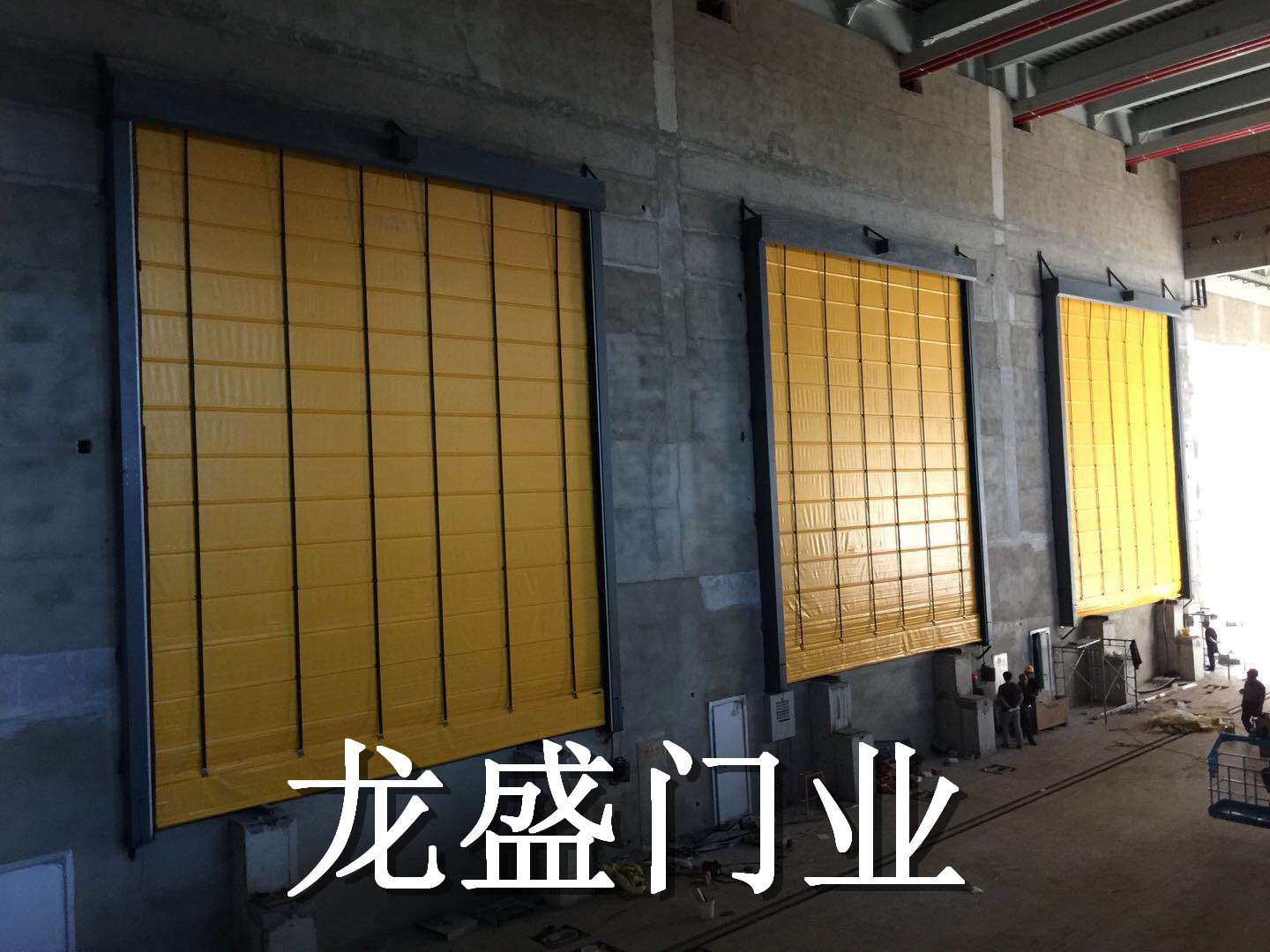 沈陽(yáng)廠房快速堆積門